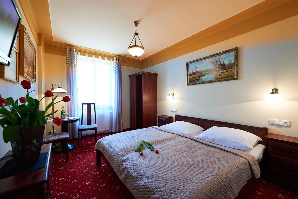Hotel Stara Pekarna S Privatnim Wellness Ліберець Екстер'єр фото